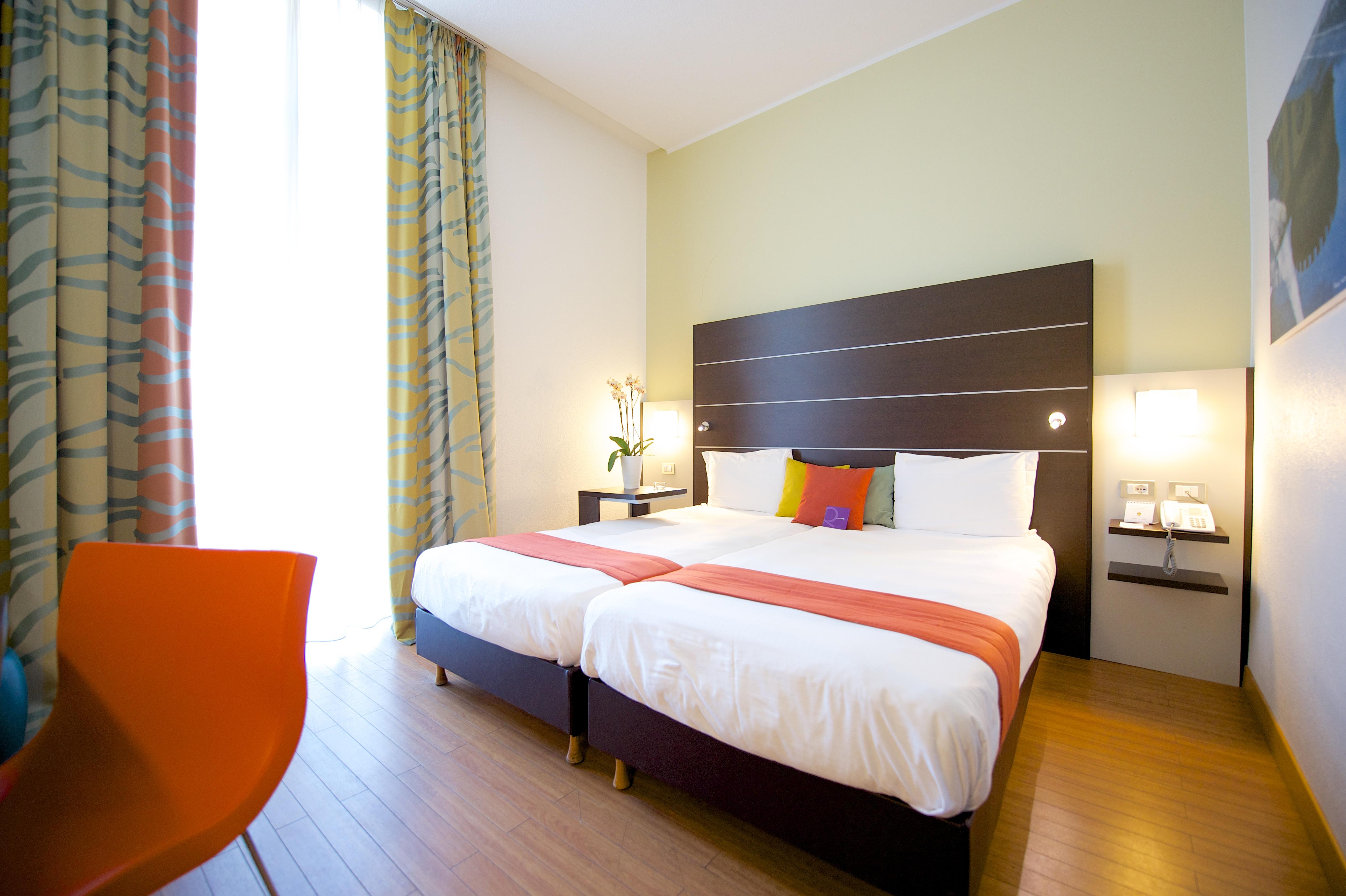 Mercure Napoli Centro Angioino Exterior photo