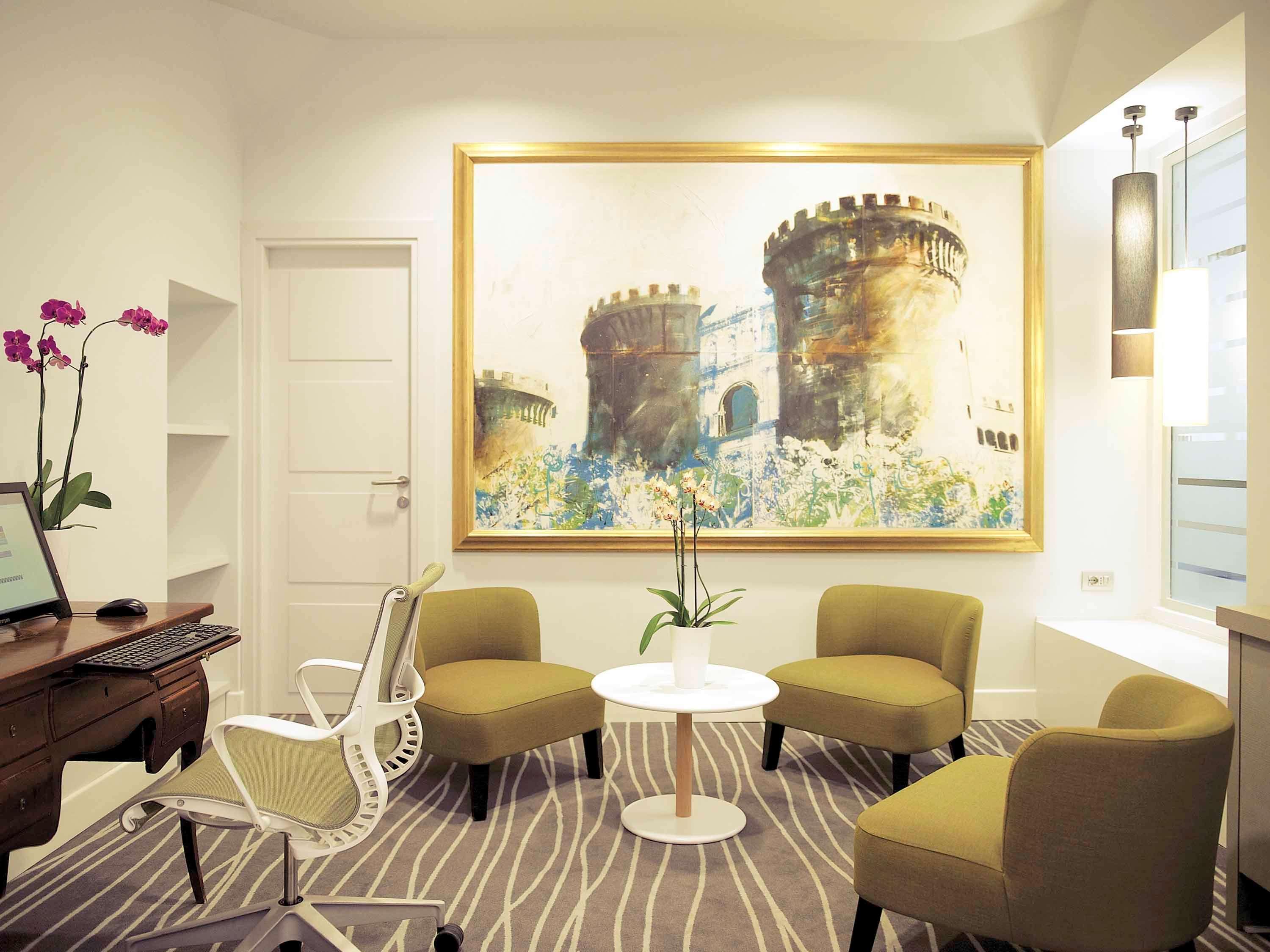 Mercure Napoli Centro Angioino Exterior photo